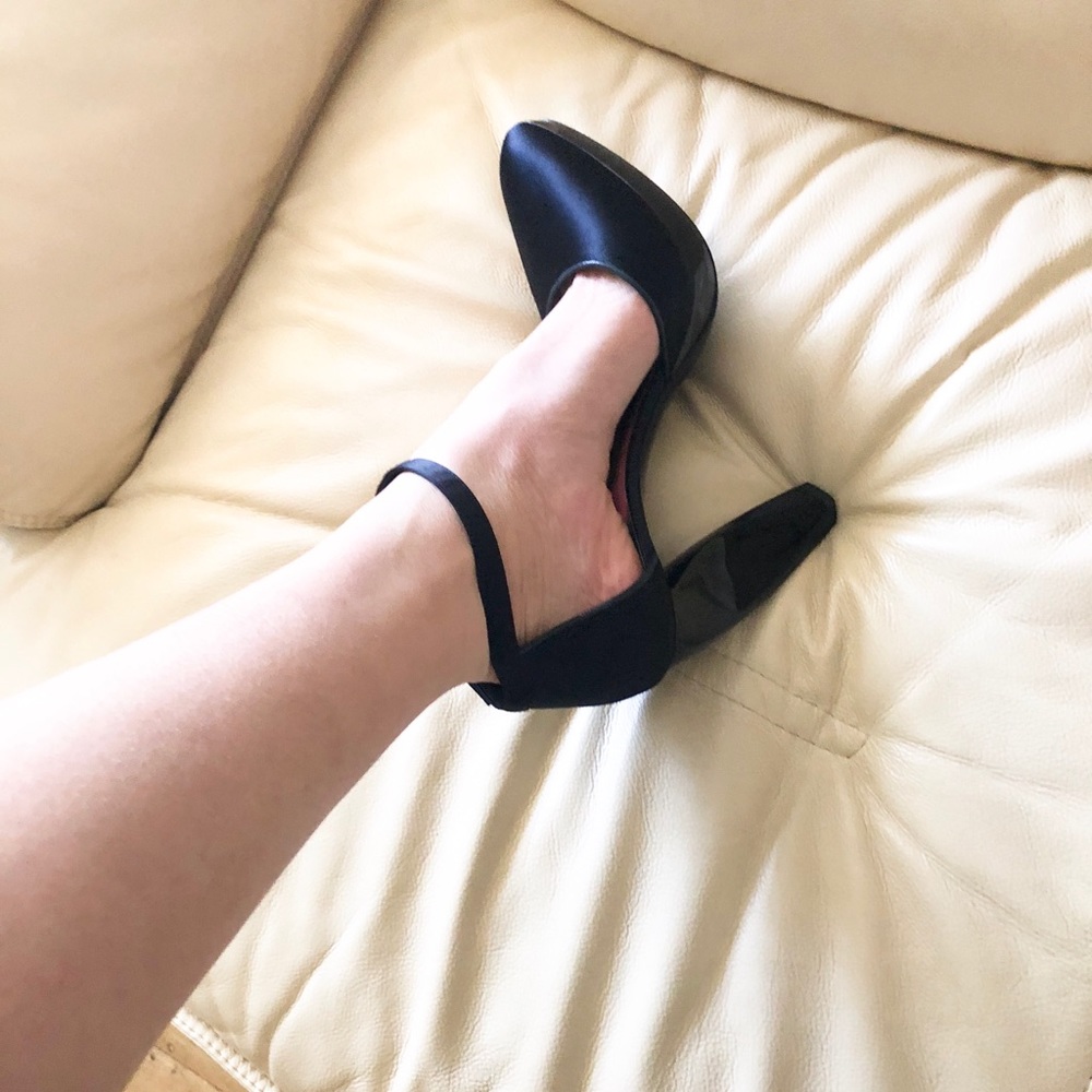 NEW GIORGIO ARMANI Black Strappy Heels